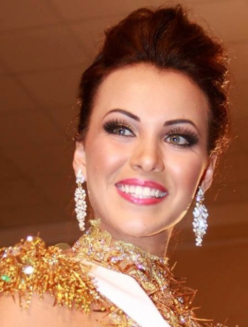Francielle Brito Kloster é a nova Missa Santa Catarina